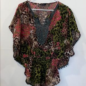 Blue loops cheetah print tunic